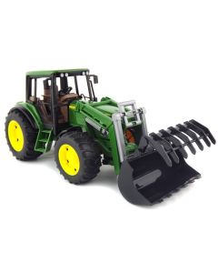 BRUDER JOHN DEERE MET VOORLADER 020521